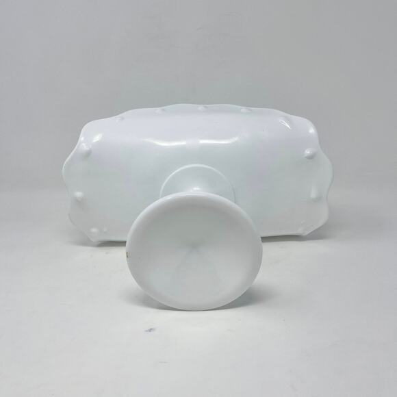 Vintage Indiana Glass Teardrop White Milk Glass Banana Stand‎ Centerpiece 1950s - Picture 7 of 7